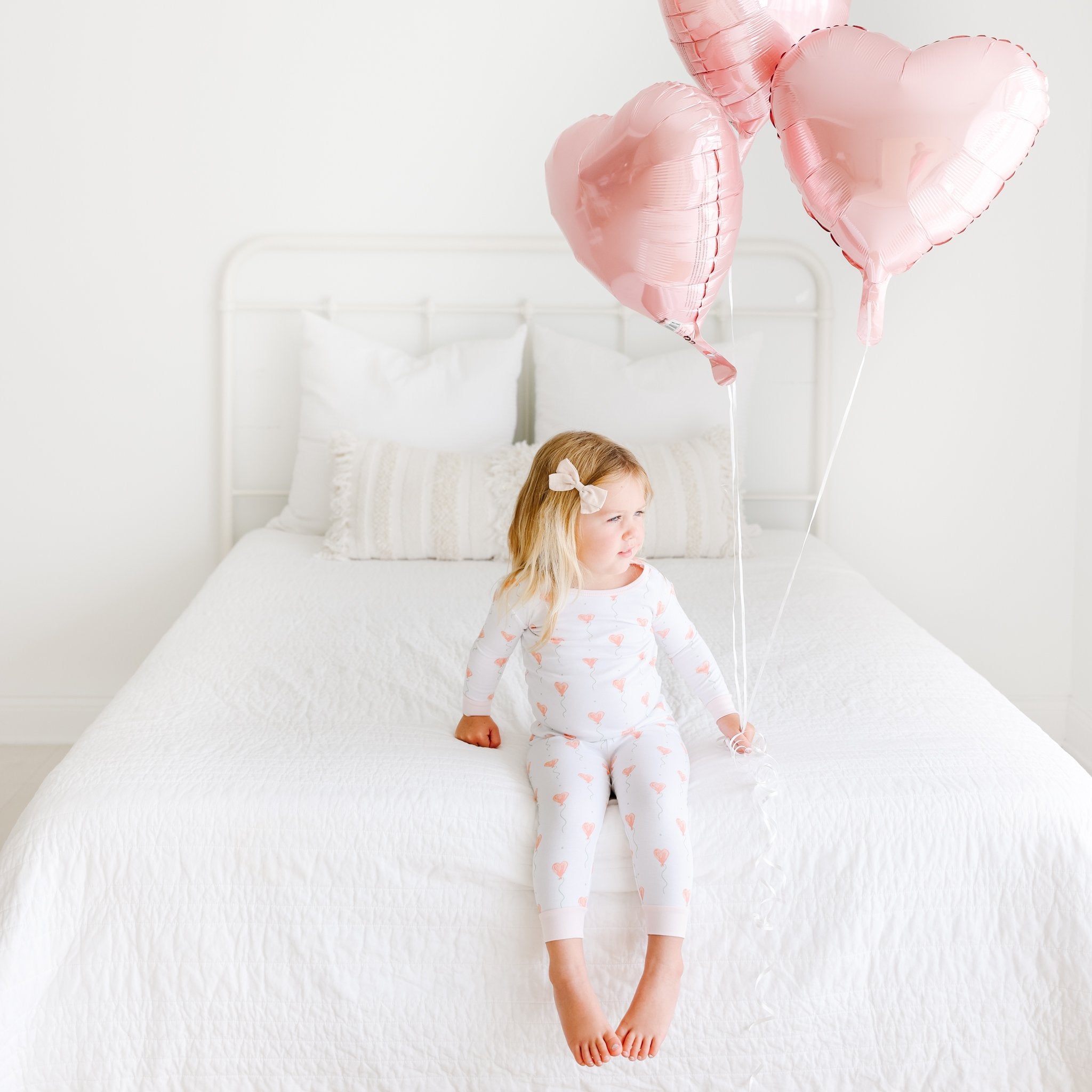 Pineapple Sunshine White Heart Balloon Pajama Set