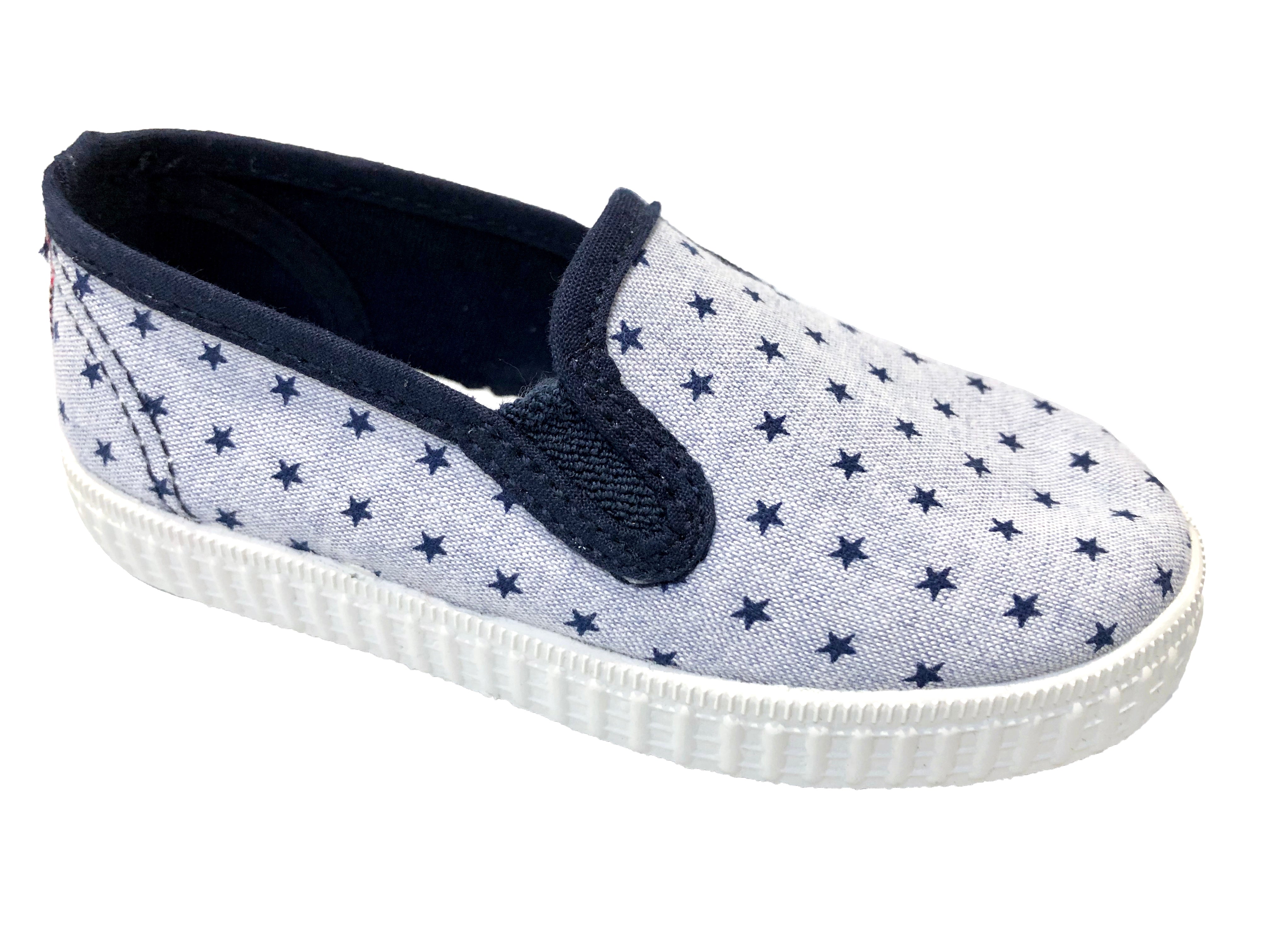 cienta shoes star pirnt slip on