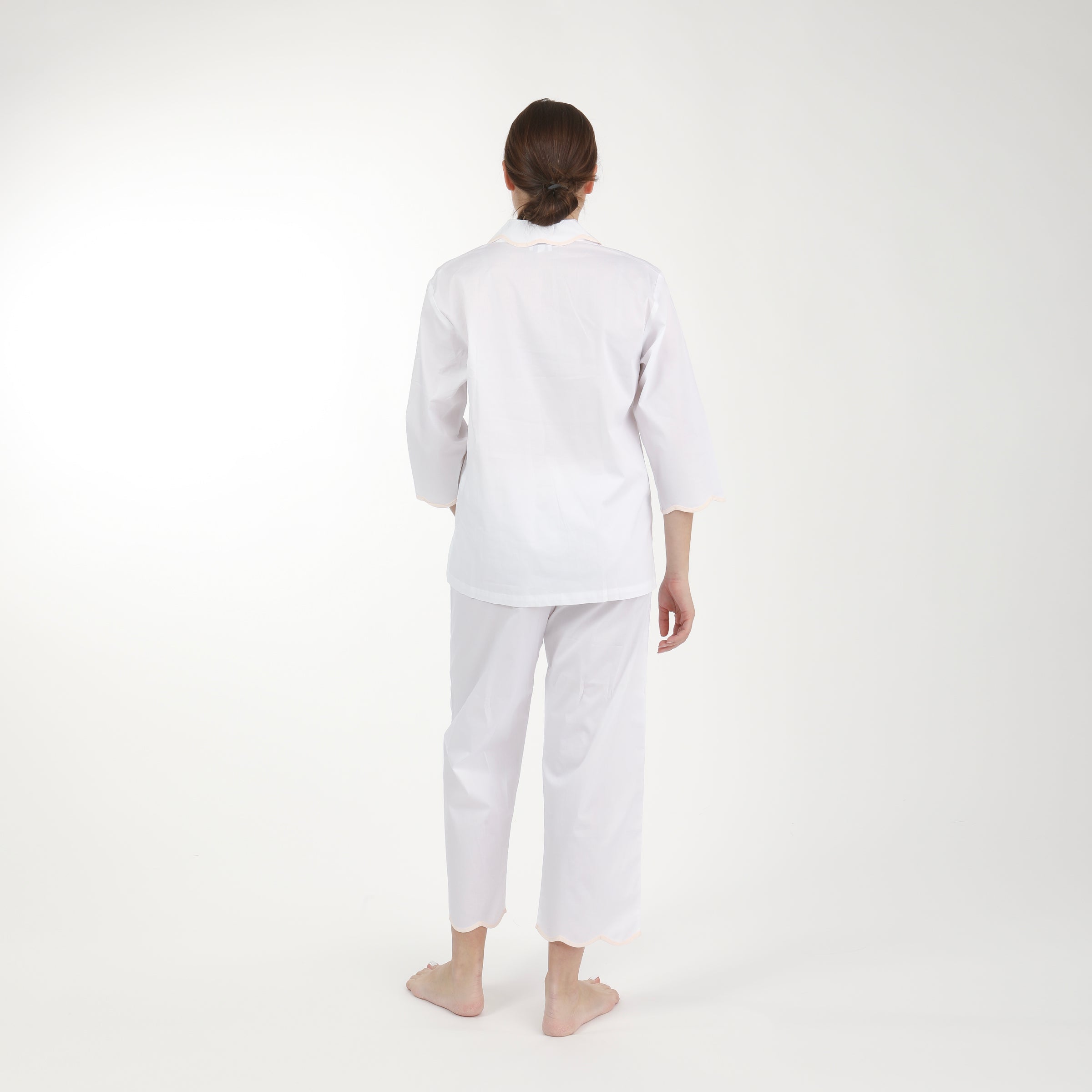 SCALLOPED TAPE TRIM COTTON PAJAMAS