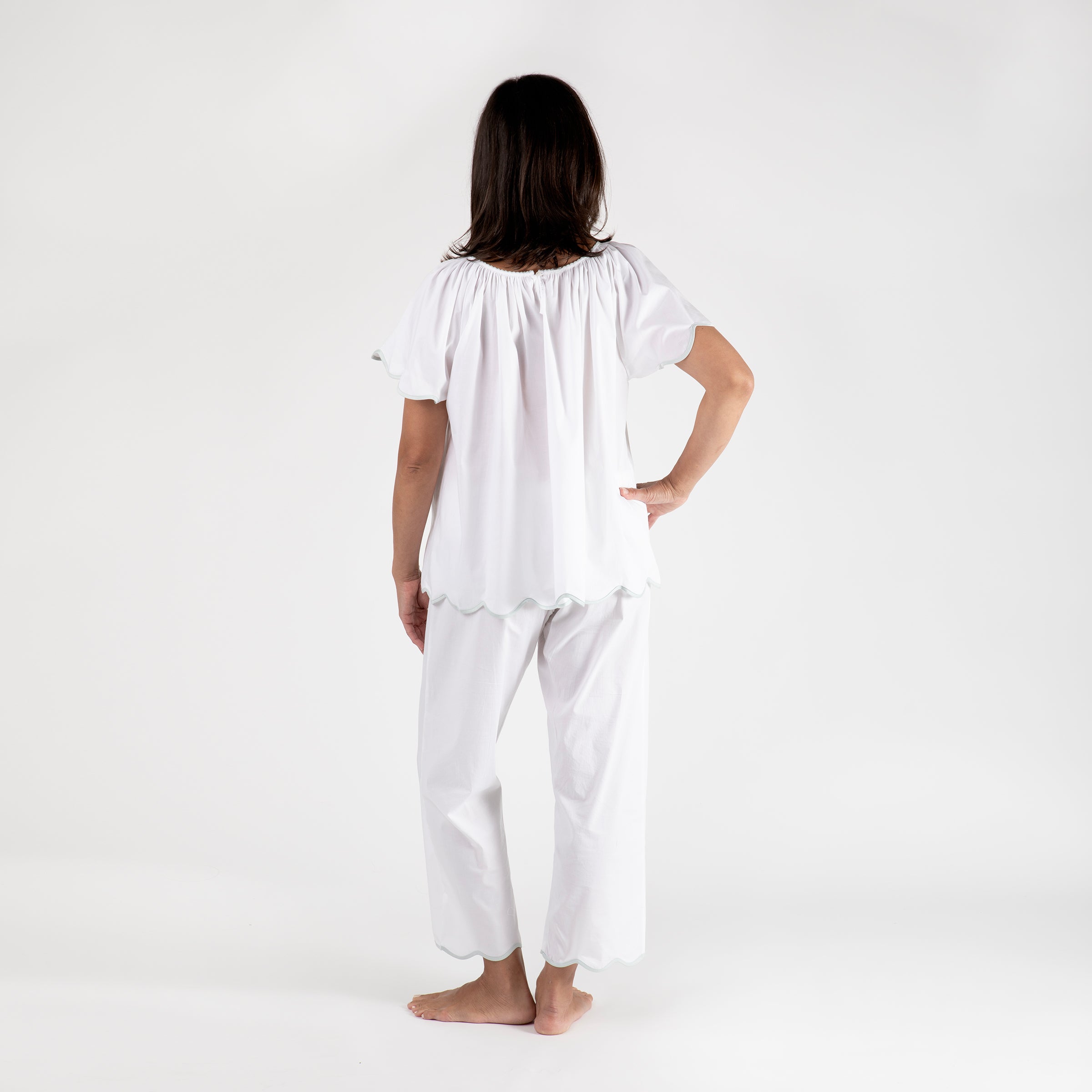 SCALLOPED TAPE TRIM COTTON SHORT SLEEVE PAJAMAS