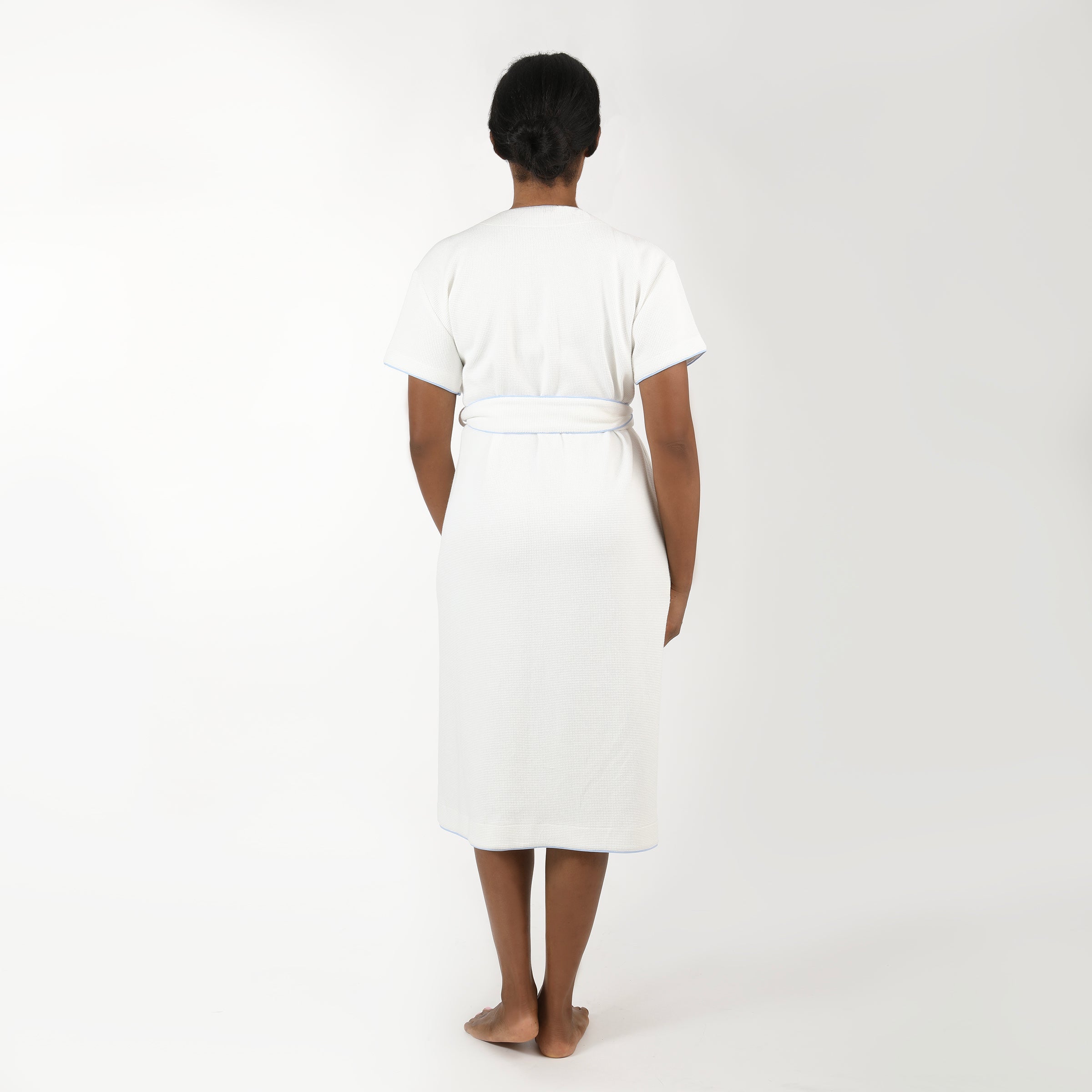 SHANNON ROBE