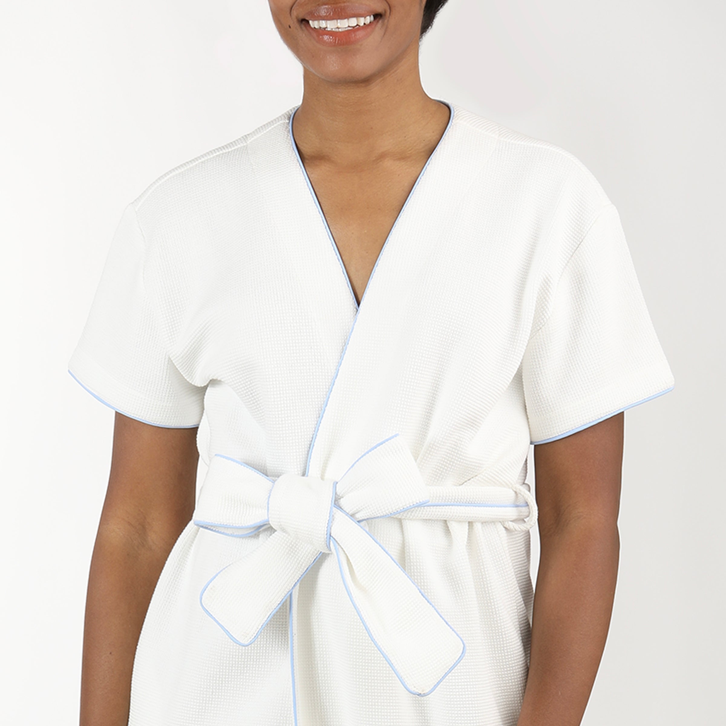 SHANNON ROBE