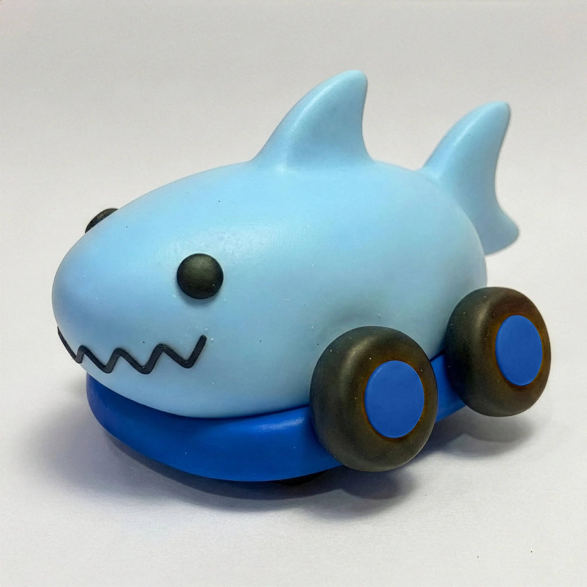 Ooly Creatibles Mini Air Dry Clay Car Kit - Speedy Shark