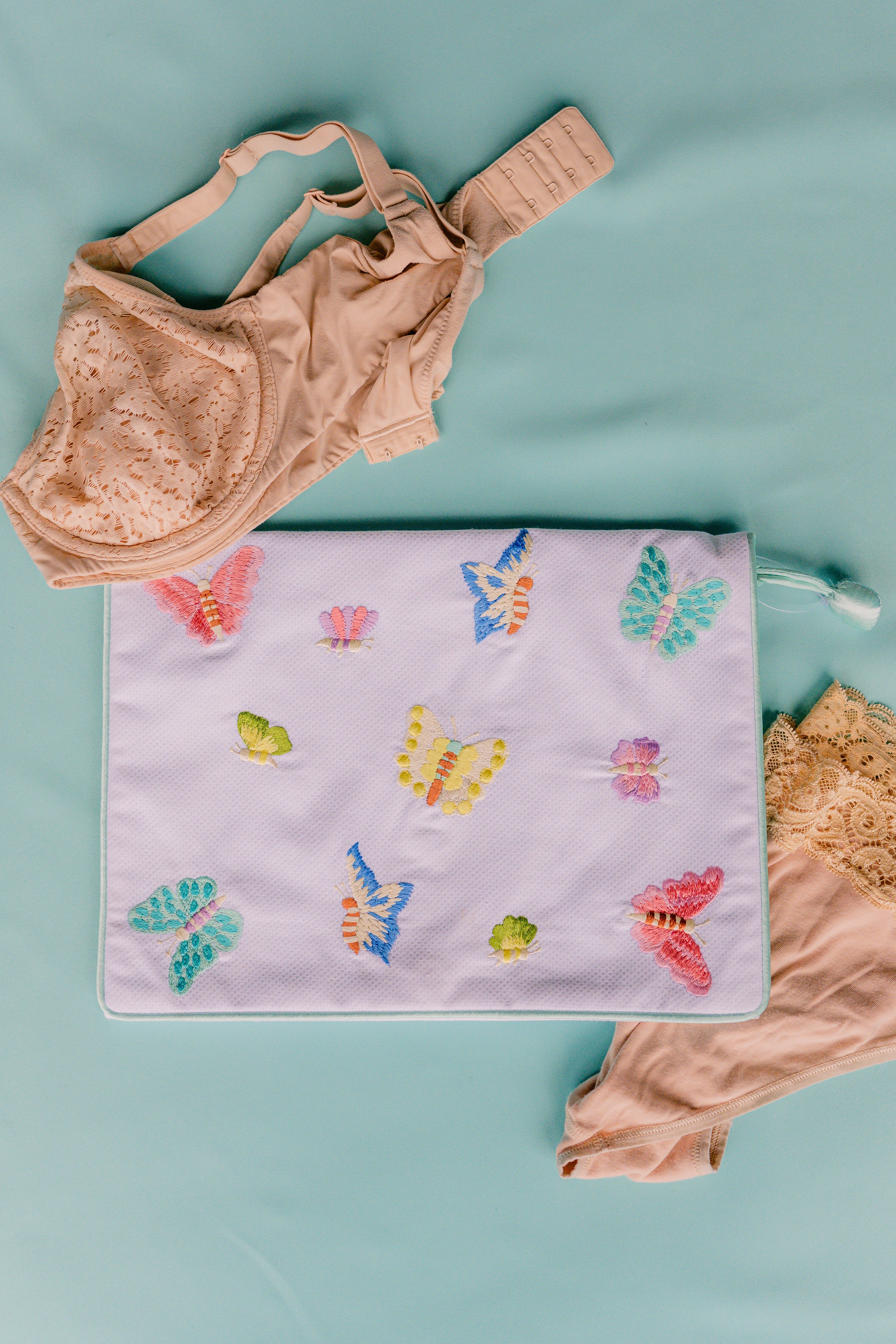 BUTTERFLY LINGERIE ENVELOPE