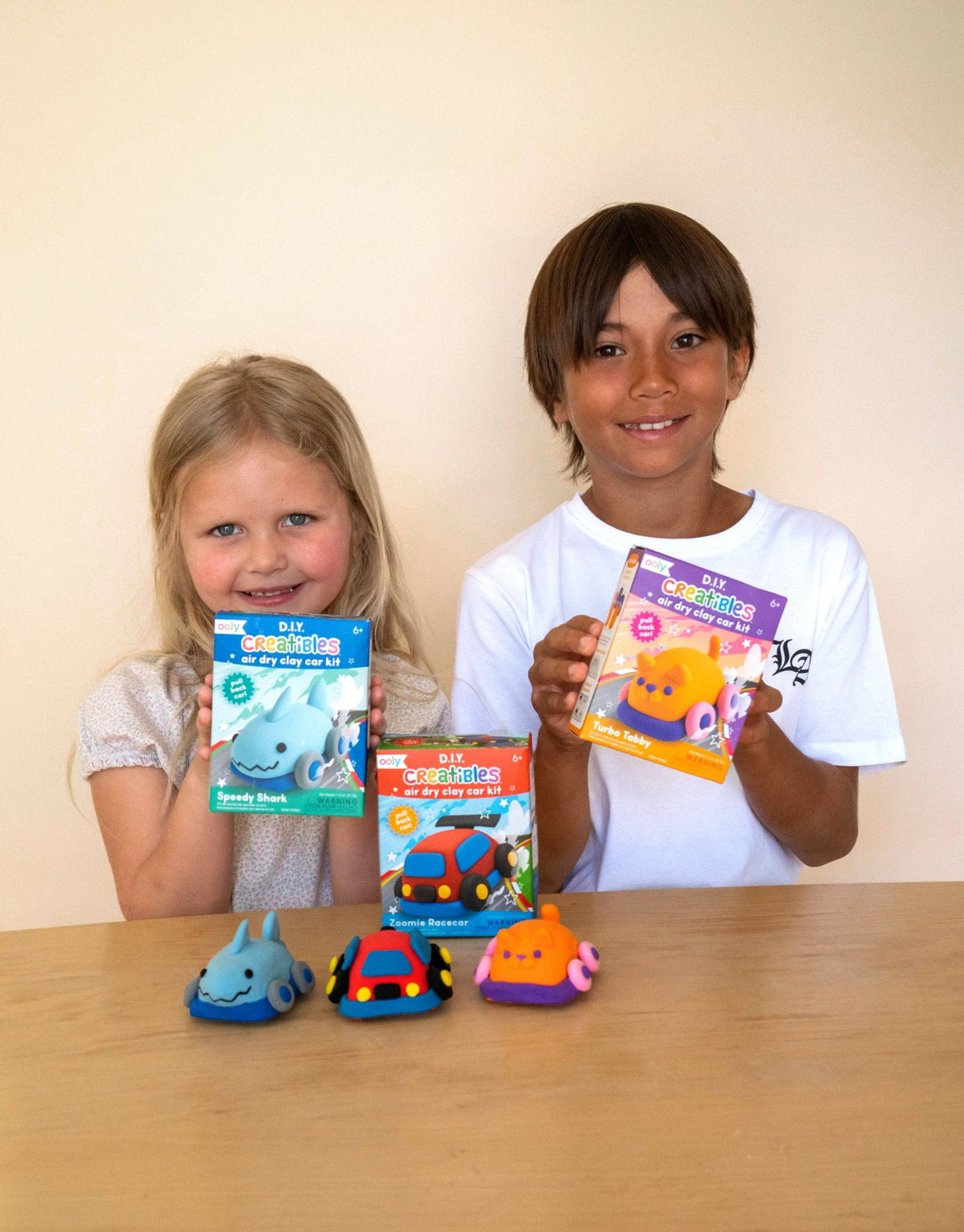 Creatibles Mini Air Dry Clay Car Kit - Speedy Shark